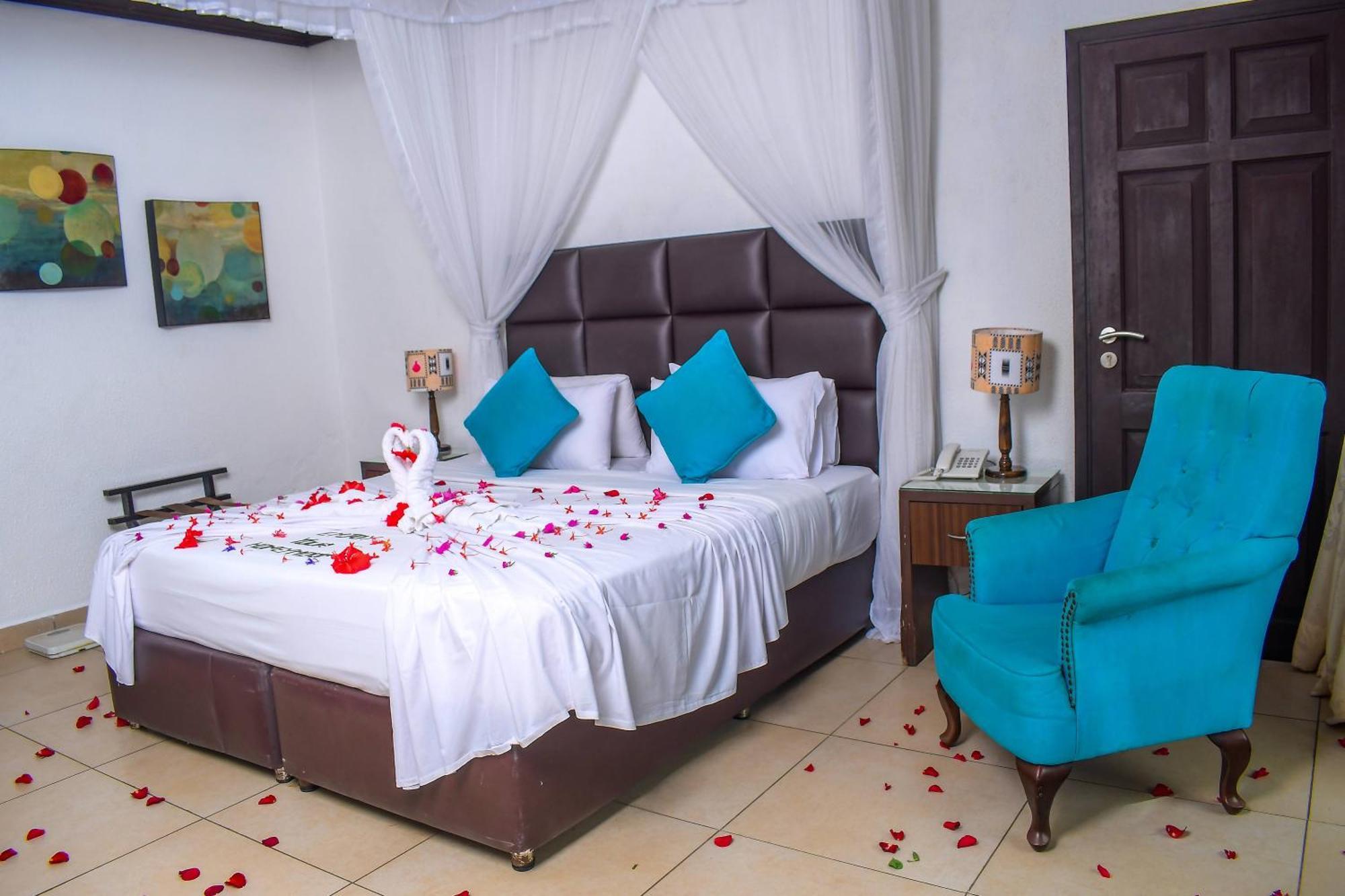 Cocoa Luxury Resort, Nyali, モンバサ エクステリア 写真